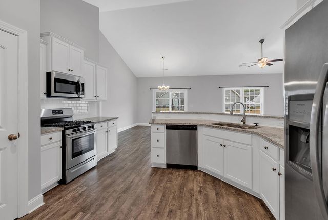 4225 Woodcliffe Dr., Conway, SC 29526