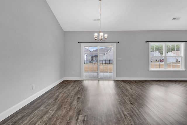 4225 Woodcliffe Dr., Conway, SC 29526