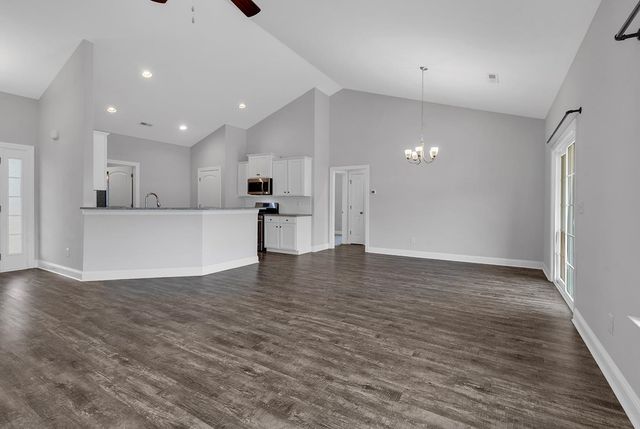 4225 Woodcliffe Dr., Conway, SC 29526