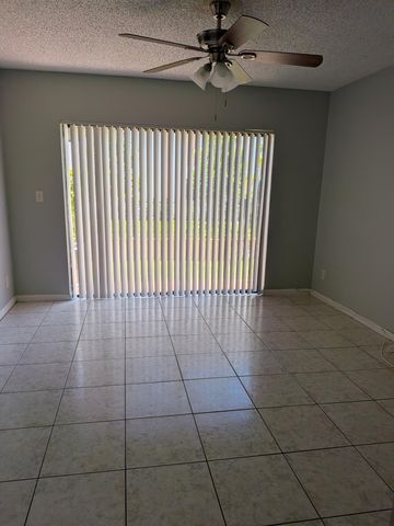 9286 NW 40th Street, Coral Springs, FL 33065