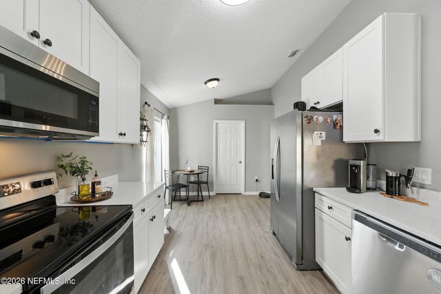 12540 KNOLLCREST Court, Jacksonville, FL 32225