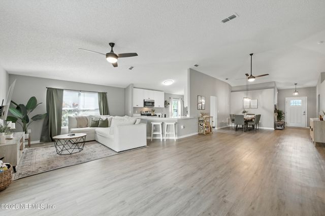 12540 KNOLLCREST Court, Jacksonville, FL 32225
