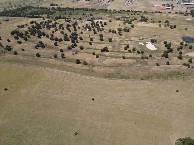 1600 Gunter Road, Whitesboro, TX 76273