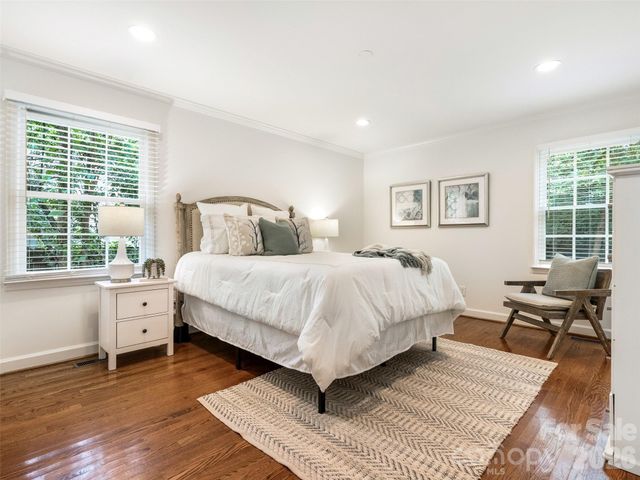 5020 Glenbrier Drive, Charlotte, NC 28212