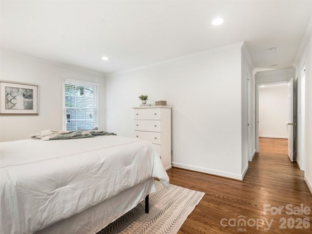 5020 Glenbrier Drive, Charlotte, NC 28212