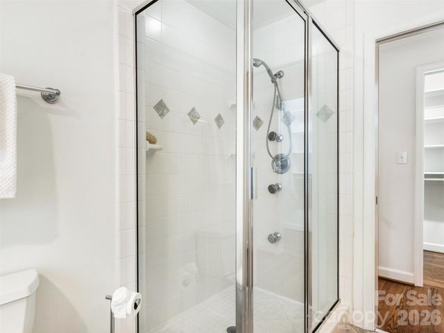 5020 Glenbrier Drive, Charlotte, NC 28212