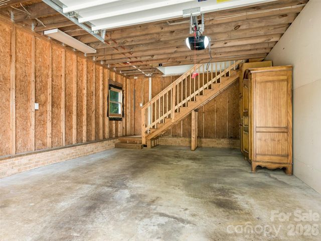 5020 Glenbrier Drive, Charlotte, NC 28212