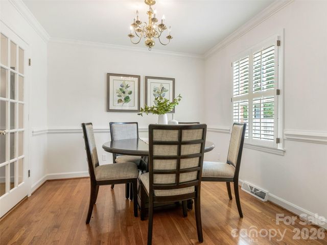 5020 Glenbrier Drive, Charlotte, NC 28212