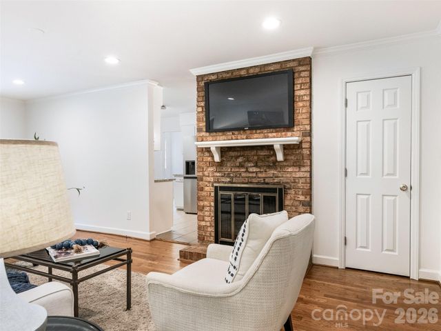 5020 Glenbrier Drive, Charlotte, NC 28212