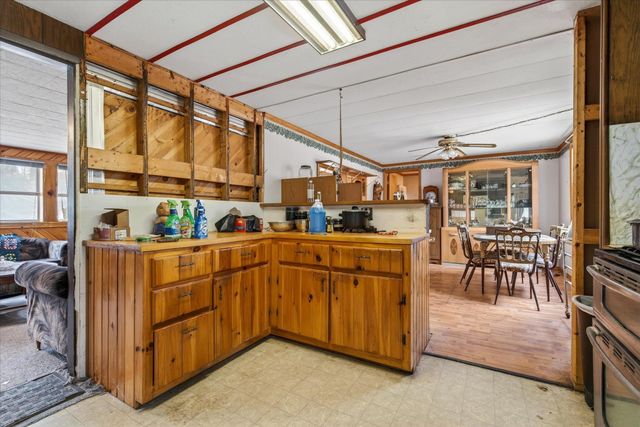 1343 Chelsea Road, Corinth, VT 05039