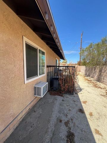 16355 ViA Corto E, Desert Hot Springs, CA 92240