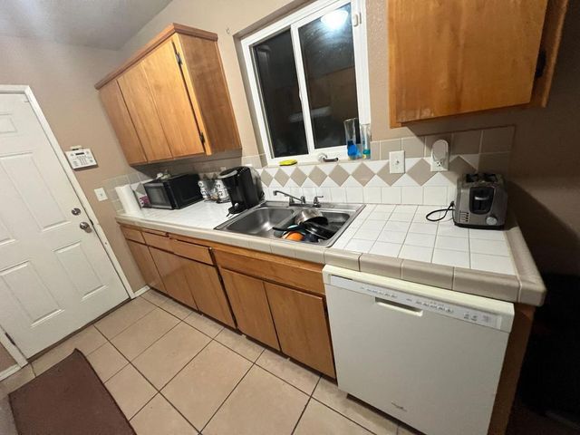 16355 ViA Corto E, Desert Hot Springs, CA 92240