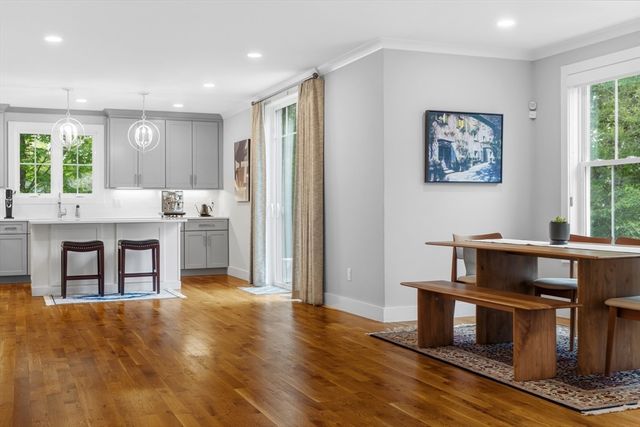 26 Neponset Ave 26, Boston, MA 02131