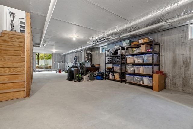 26 Neponset Ave 26, Boston, MA 02131
