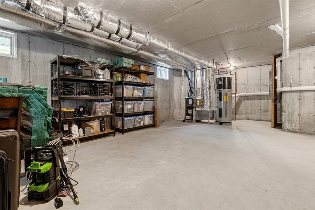 26 Neponset Ave 26, Boston, MA 02131