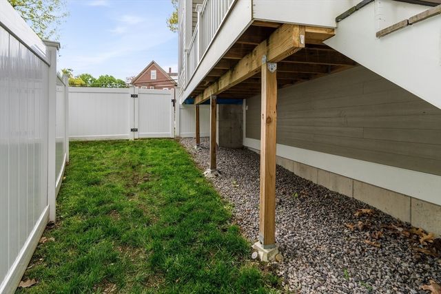 26 Neponset Ave 26, Boston, MA 02131