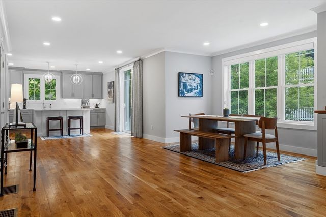 26 Neponset Ave 26, Boston, MA 02131
