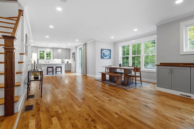 26 Neponset Ave 26, Boston, MA 02131