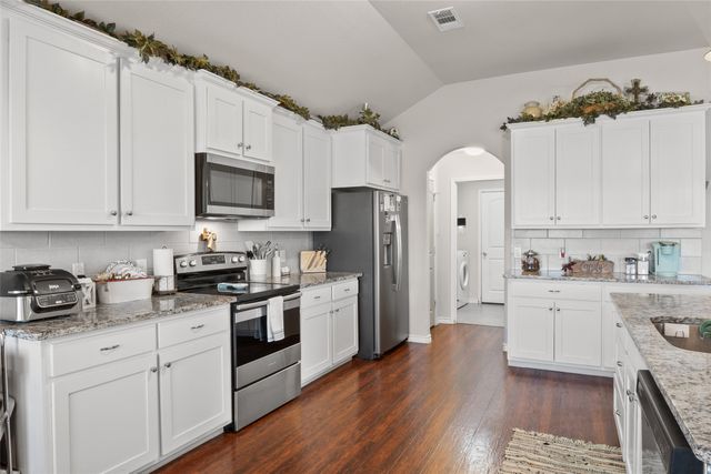 4126 Bridle Path, Sanger, TX 76266