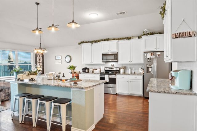 4126 Bridle Path, Sanger, TX 76266