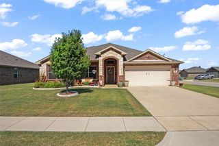 4126 Bridle Path, Sanger, TX 76266