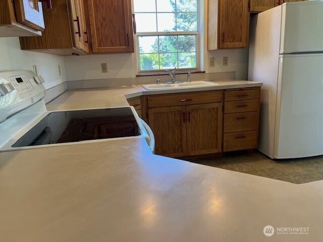 434 SE Stanford Pl, College Place, WA 99324