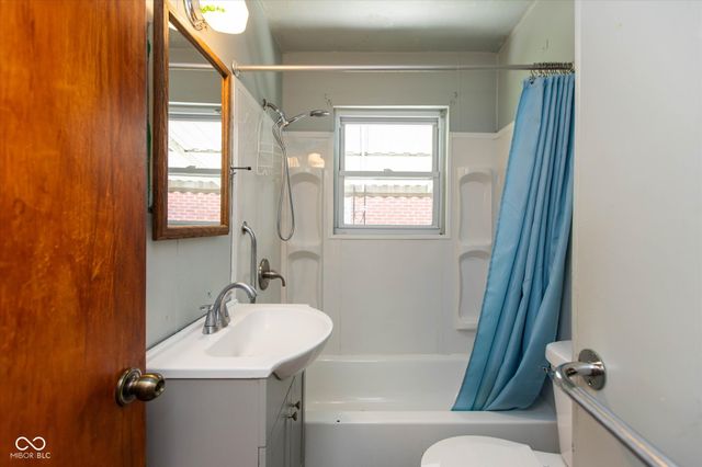 207 S Grant Avenue, Indianapolis, IN 46201