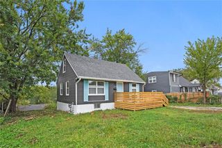 7509 E 50th Street, Raytown, MO 64129