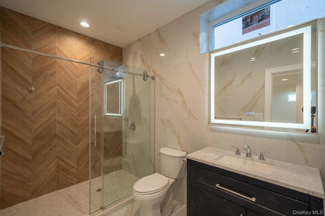 1025 Mirabelle Avenue, Westbury, NY 11590