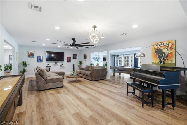 1311 5th Place, Las Vegas, NV 89104