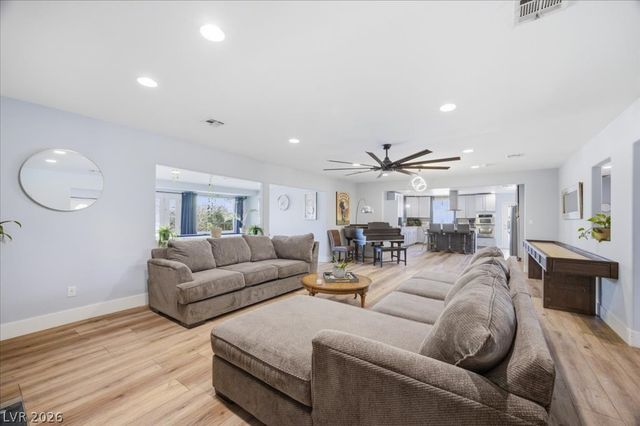 1311 5th Place, Las Vegas, NV 89104