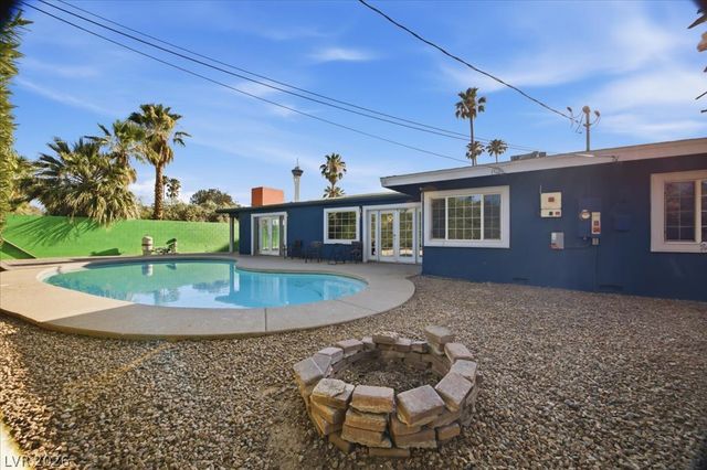 1311 5th Place, Las Vegas, NV 89104