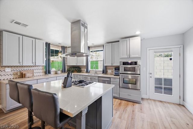 1311 5th Place, Las Vegas, NV 89104
