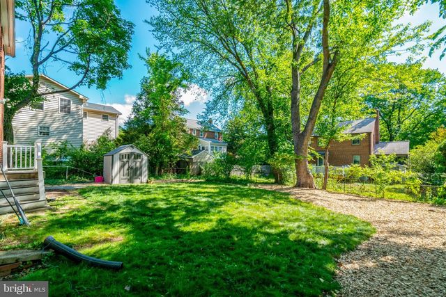 7 S IRVING ST, Arlington, VA 22204