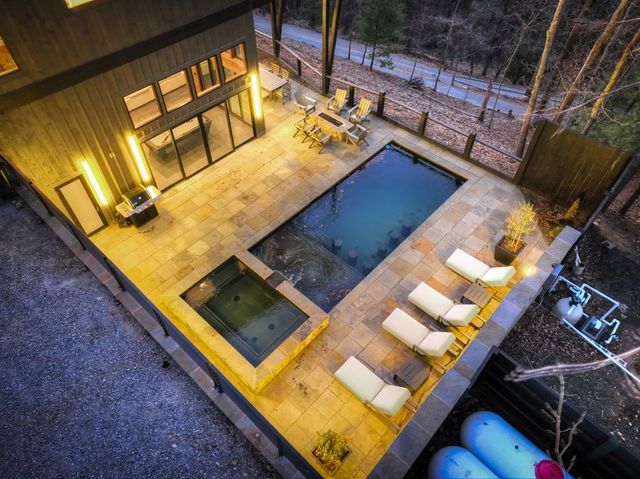 415 Green Ridge Trail, Blue Ridge, GA 30513