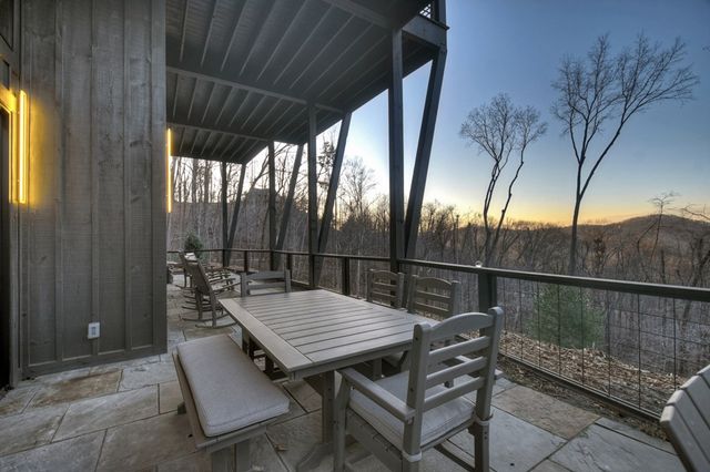 415 Green Ridge Trail, Blue Ridge, GA 30513