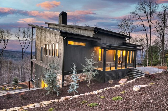 415 Green Ridge Trail, Blue Ridge, GA 30513