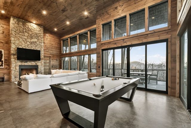 415 Green Ridge Trail, Blue Ridge, GA 30513