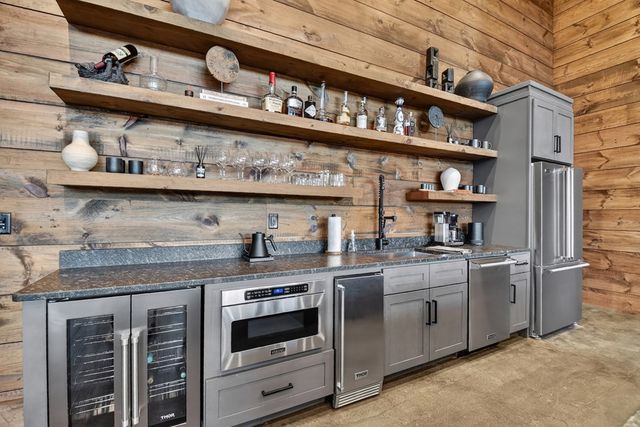 415 Green Ridge Trail, Blue Ridge, GA 30513