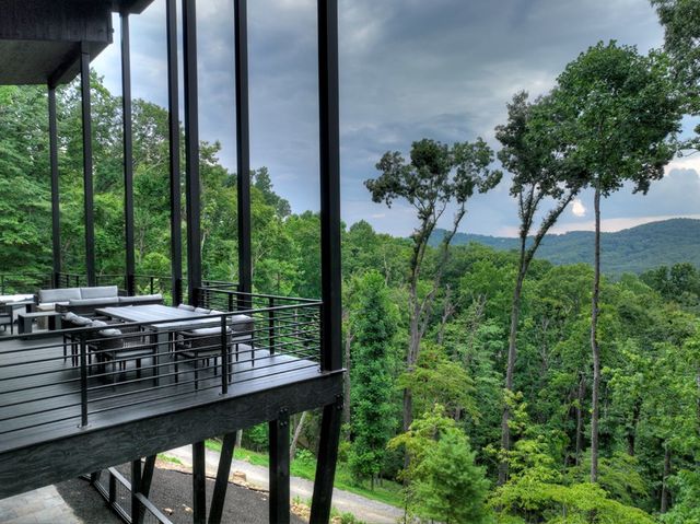 415 Green Ridge Trail, Blue Ridge, GA 30513