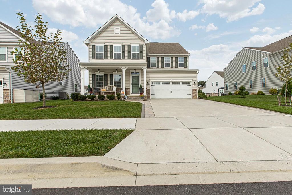 911 CADMAN DR, Middletown, DE 19709