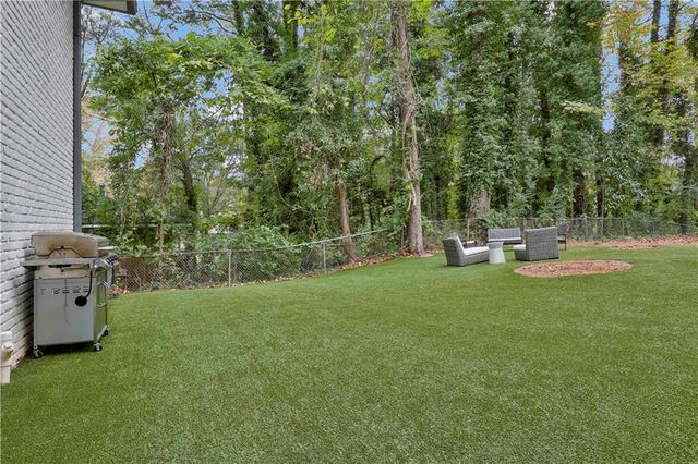 1344 Midlawn Drive, Decatur, GA 30032