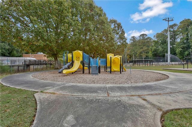 1344 Midlawn Drive, Decatur, GA 30032