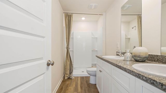 216 Dockside Road, Freeport, FL 32439