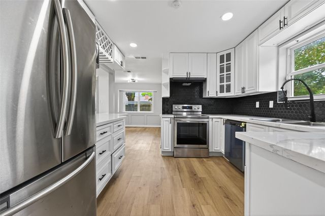 11519 Piping Rock Drive, Houston, TX 77077