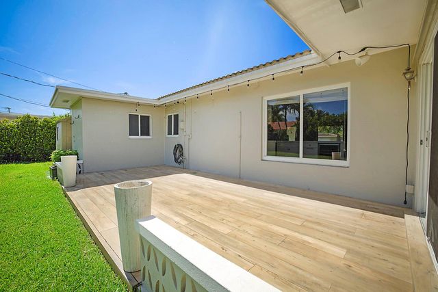 2445 SE 7th st, Pompano Beach, FL 33062