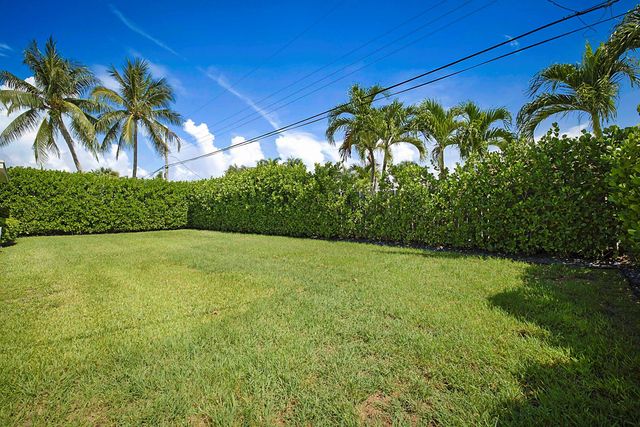 2445 SE 7th st, Pompano Beach, FL 33062