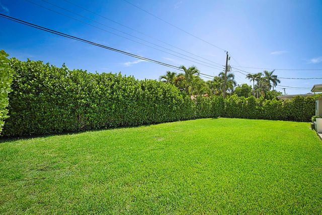 2445 SE 7th st, Pompano Beach, FL 33062