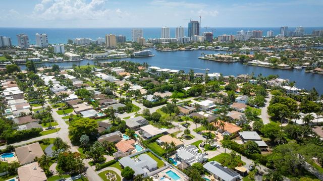 2445 SE 7th st, Pompano Beach, FL 33062