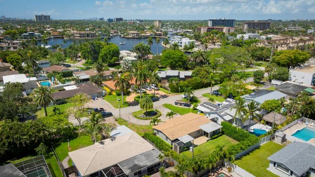 2445 SE 7th st, Pompano Beach, FL 33062